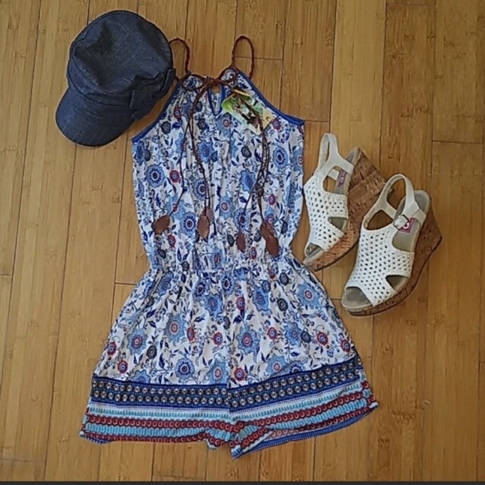 Romper - adorable blue white red - ♣️EUC-